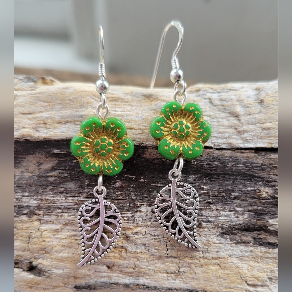 Handmade Flower And Leaf Silver Earrings - Picture 4 of 4